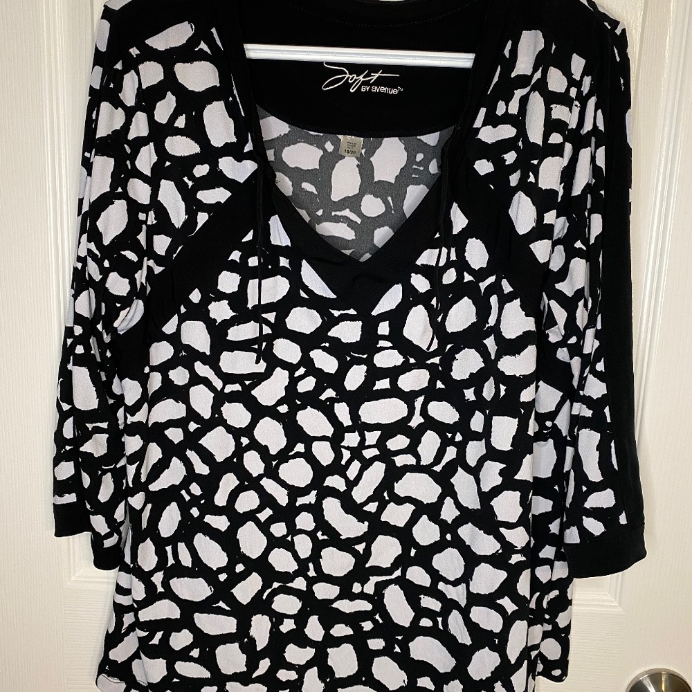 Ave. Black and White shirt